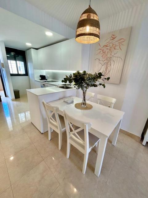 Gatu El Arrecife - Apartamento A 2 Minutos De La Playa En El Puerto De Santamaria , Preferente Mayores De 25 Anos Y Familias 엘푸에르토데산타마리아 외부 사진