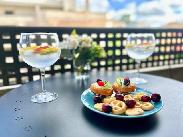 Gatu El Arrecife - Apartamento A 2 Minutos De La Playa En El Puerto De Santamaria , Preferente Mayores De 25 Anos Y Familias 엘푸에르토데산타마리아 외부 사진